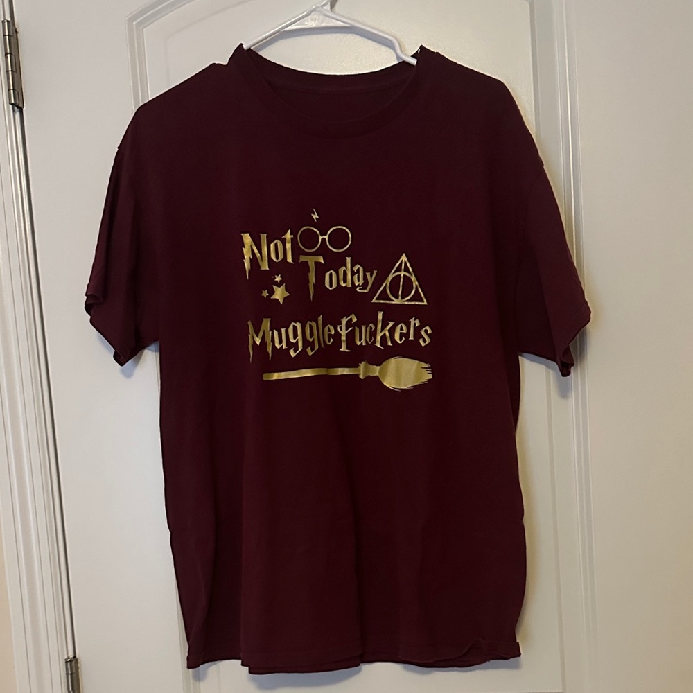 Gildan Burgundy with Gold Harry Potter Graphic Tee